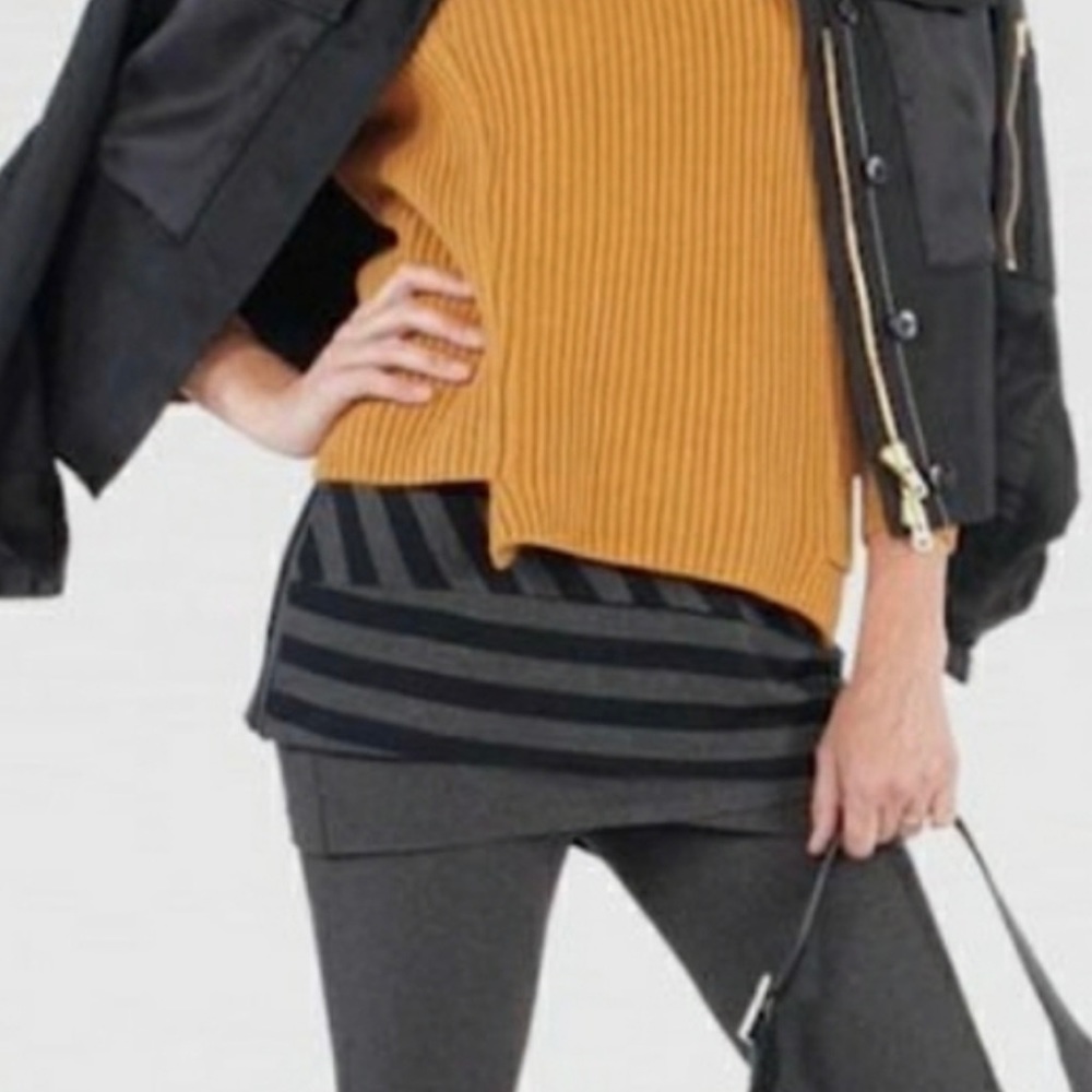 CAbi Align Tank - Picture 4 of 8